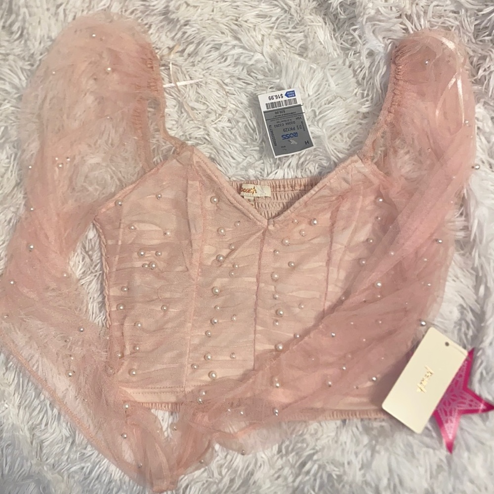 Brand new dusty pink pearl long sleeve lacy shirt